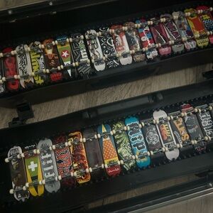 Tech Deck Fingerboard Collection + Display Cases(17 Boards)